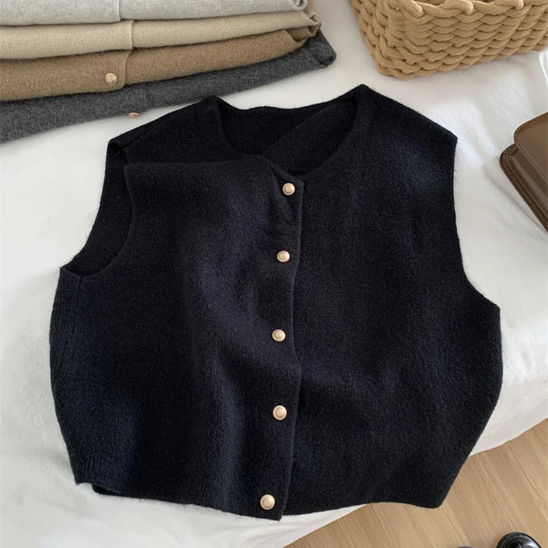 Lily | Knitted Waistcoat for Perfect Layering