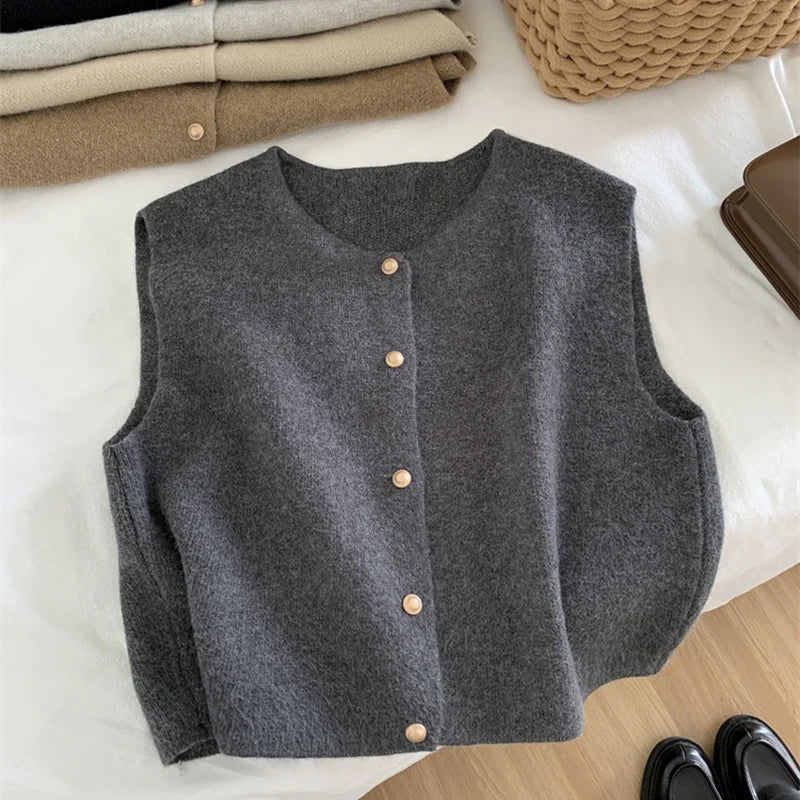 Lily | Knitted Waistcoat for Perfect Layering
