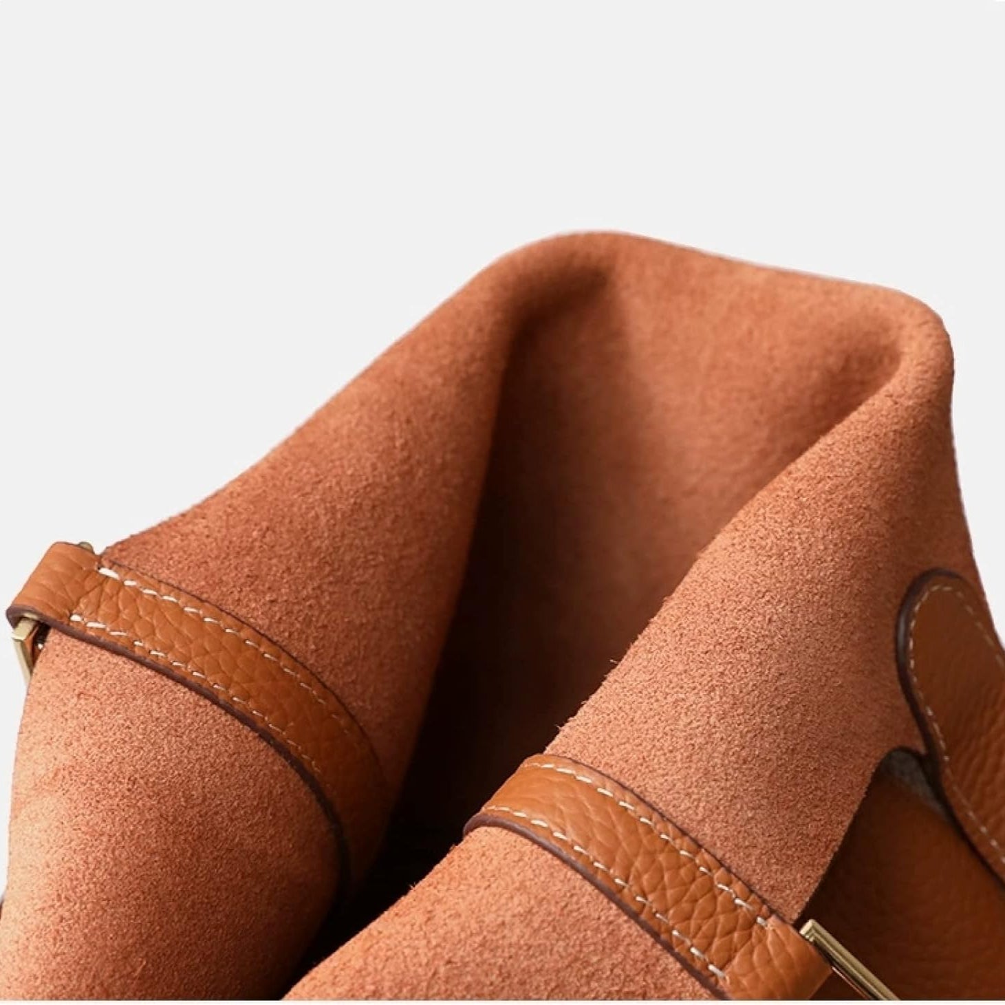 Mia | Timeless Leather Bucket Bag